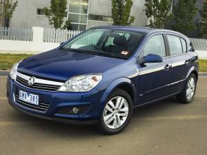 Holden Astra 5-Door 2005 года